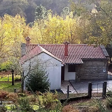 Casa Prado De Mo Деревянный коттедж